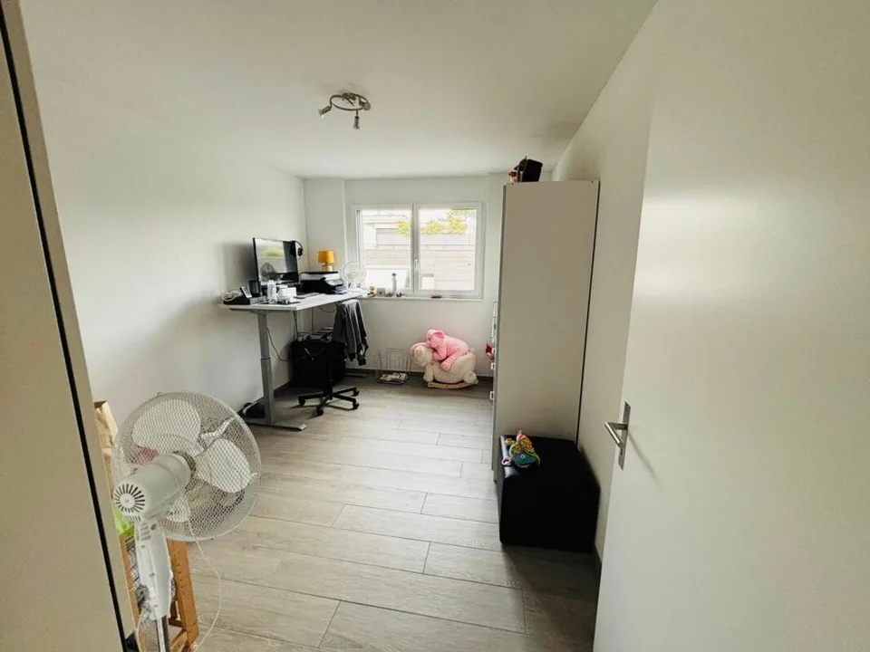 Ampio appartamento di 4.5 locali con balcone meraviglioso