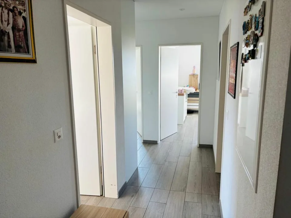 Ampio appartamento di 4.5 locali con balcone meraviglioso