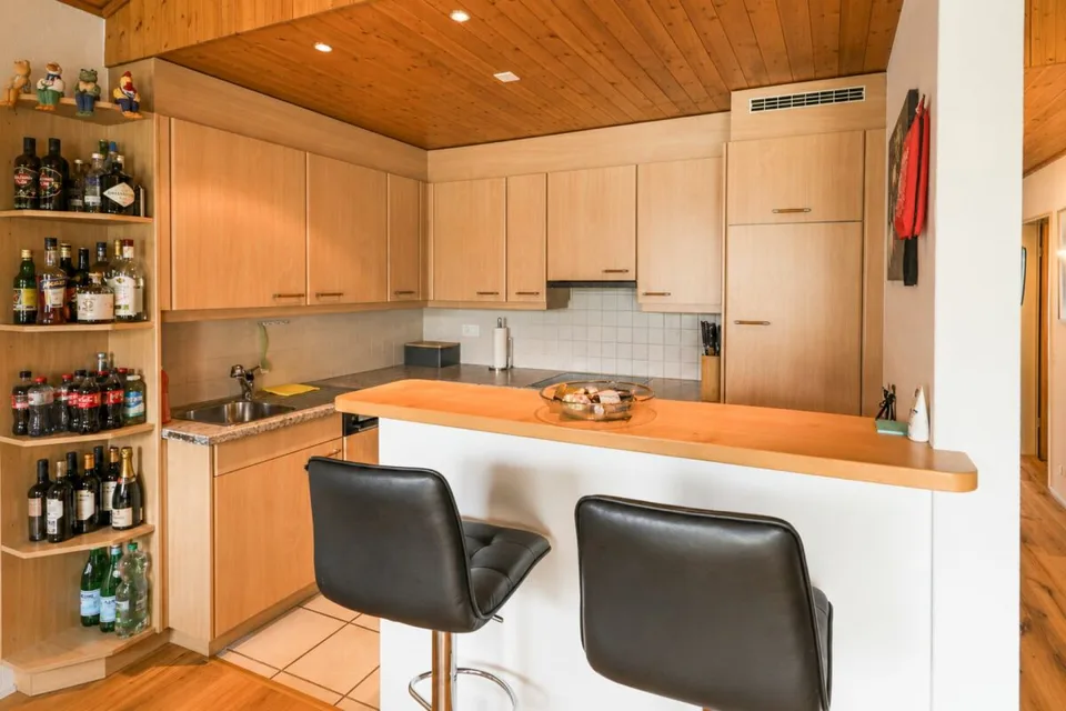Helle 3.5- Zimmerwohnung im Dachgeschoss mit Südbalkon, Zusatzzimme... – Foto 4 von 13