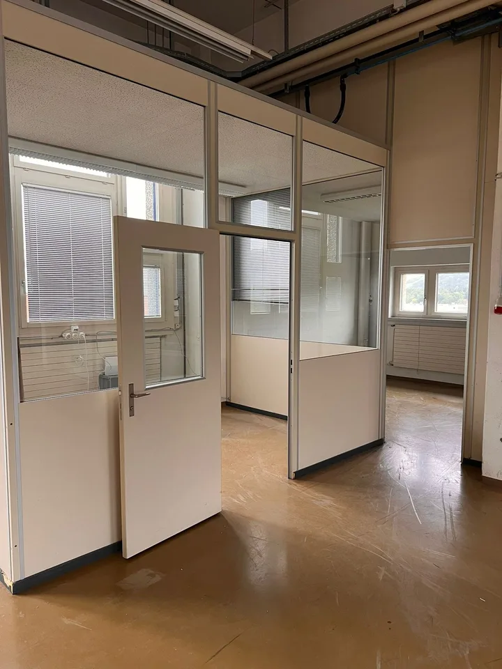 Espace commercial multifonctionnel : production & stockage