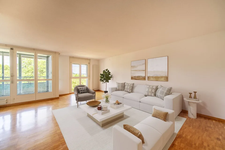 Spacious, in a green area and with its own laundry room & large balcony! – photo 2 of 13