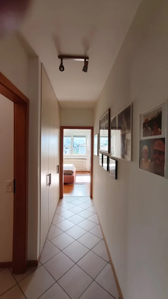 Geräumige 4.5-Zimmer-Wohnung mit Panoramaterrasse – Foto 5 von 14
