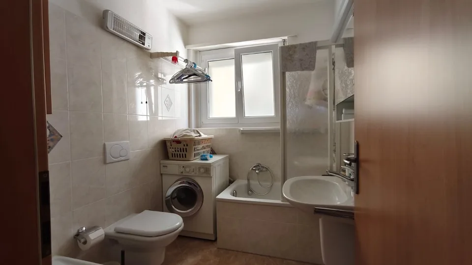 Geräumige 4.5-Zimmer-Wohnung mit Panoramaterrasse – Foto 13 von 14