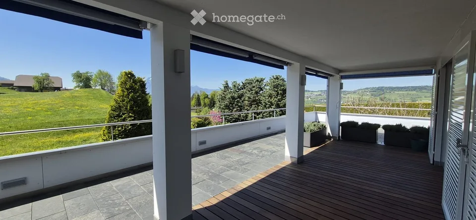 Traumhaftes 6.5-Zimmer-Einfamilienhaus mit Seeblick in Greppen – Foto 9 von 22
