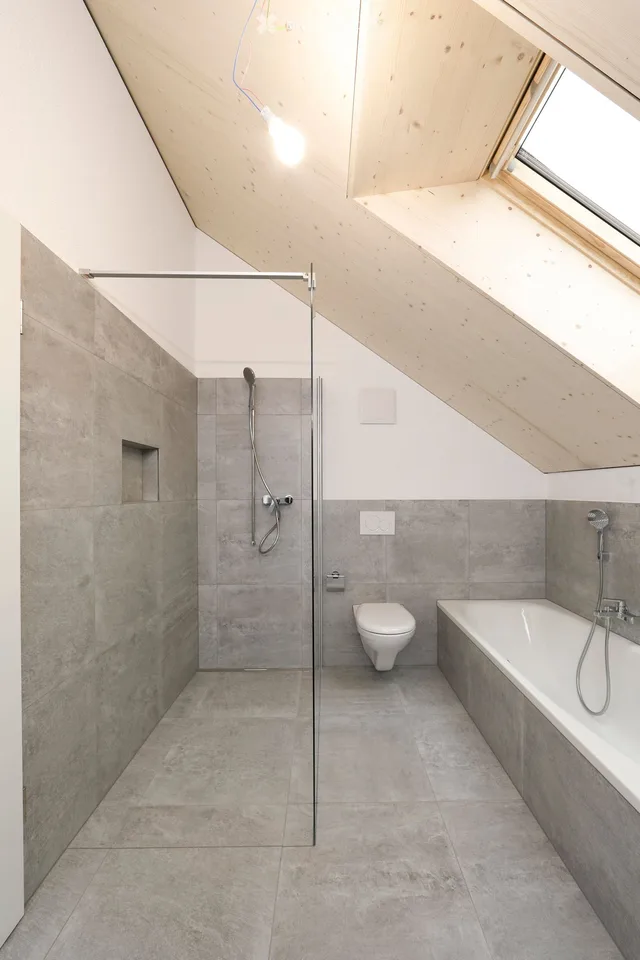 Modern 4.5-room attic apartment with mountain view in Oberriet SG