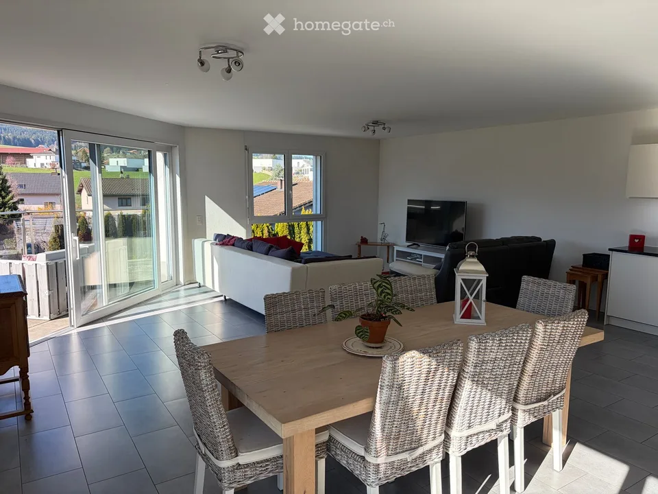 Großes 3.5-Zimmer-Apartment in Vuadens mit 2 Parkplätzen – Foto 2 von 7