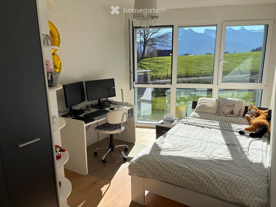 Großes 3.5-Zimmer-Apartment in Vuadens mit 2 Parkplätzen – Foto 3 von 7