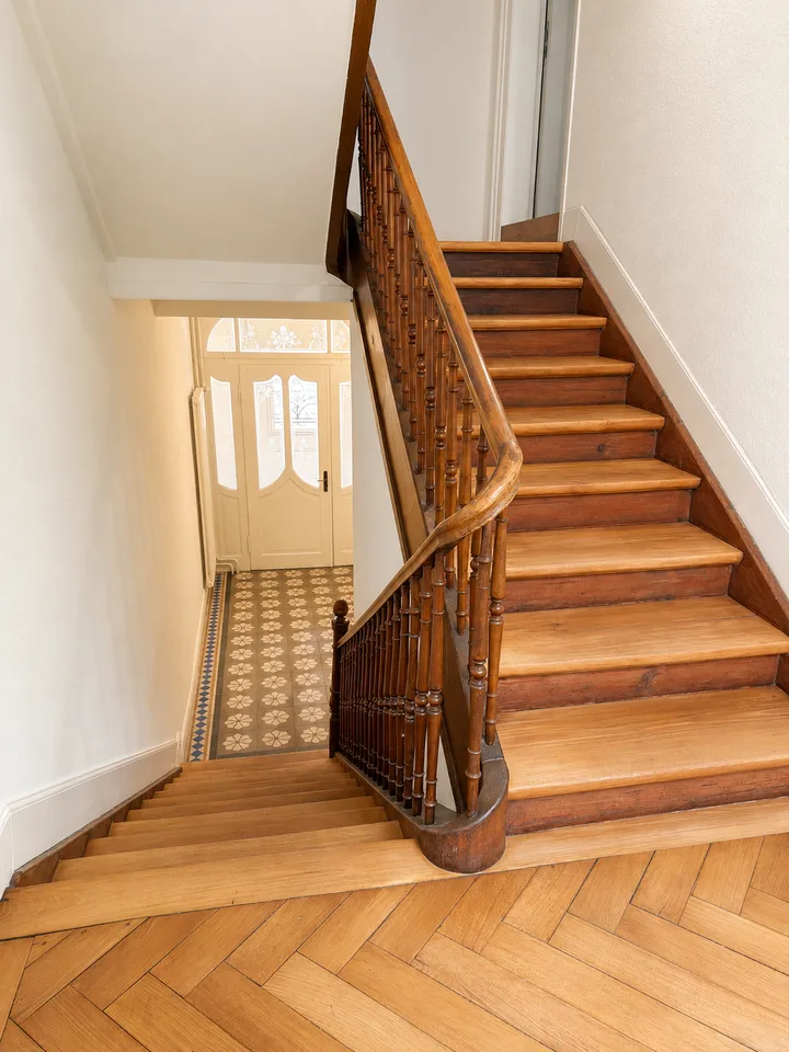 A residential jewel with character in the heart of Glarus