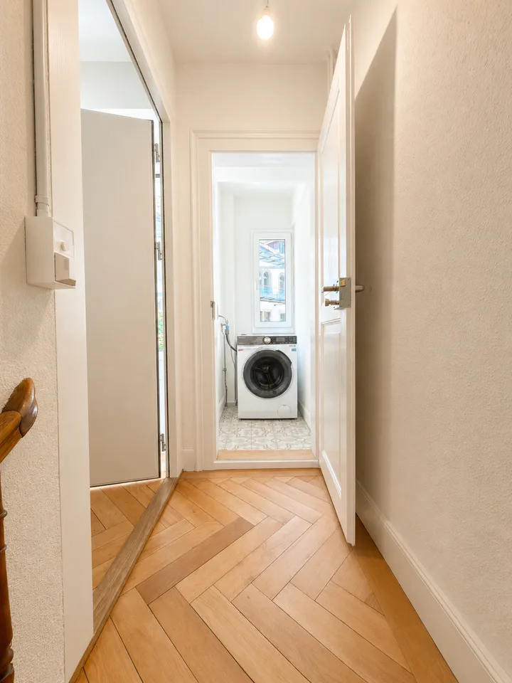A residential jewel with character in the heart of Glarus