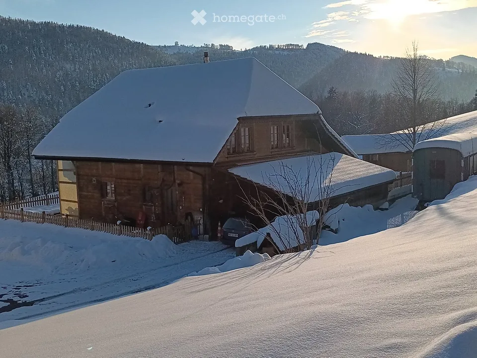 Secluded Farmhouse Apartment