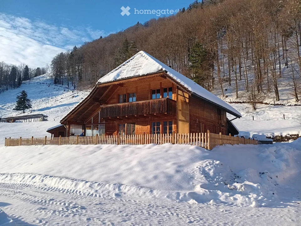 Secluded Farmhouse Apartment