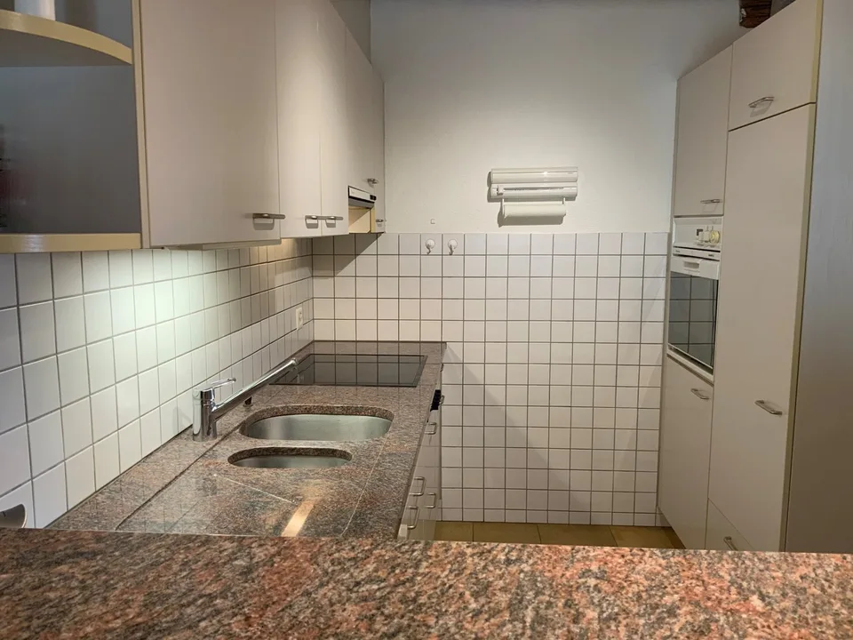 Charmantes 4-Zimmer-Wohnung im Herzen von Cressier – Foto 4 von 11