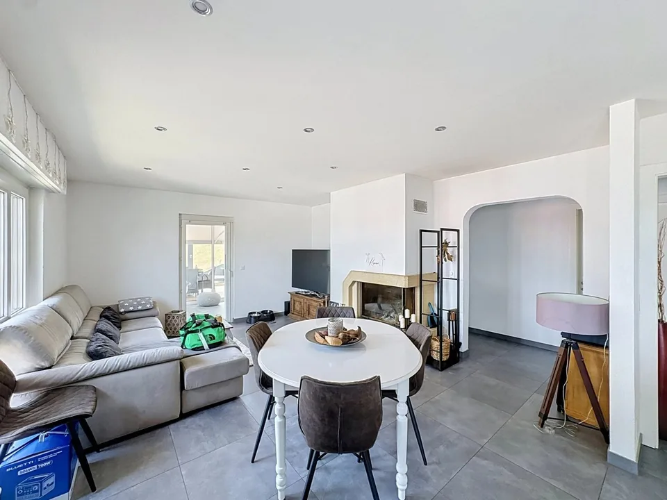 Villa 5.5 rooms with 4 bedrooms and panoramic view of Lake Geneva, Bouveret – photo 2 of 22