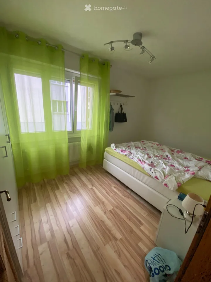 Wohnung mit 4,5 Zimmern zur Miete im Zentrum von Veyras