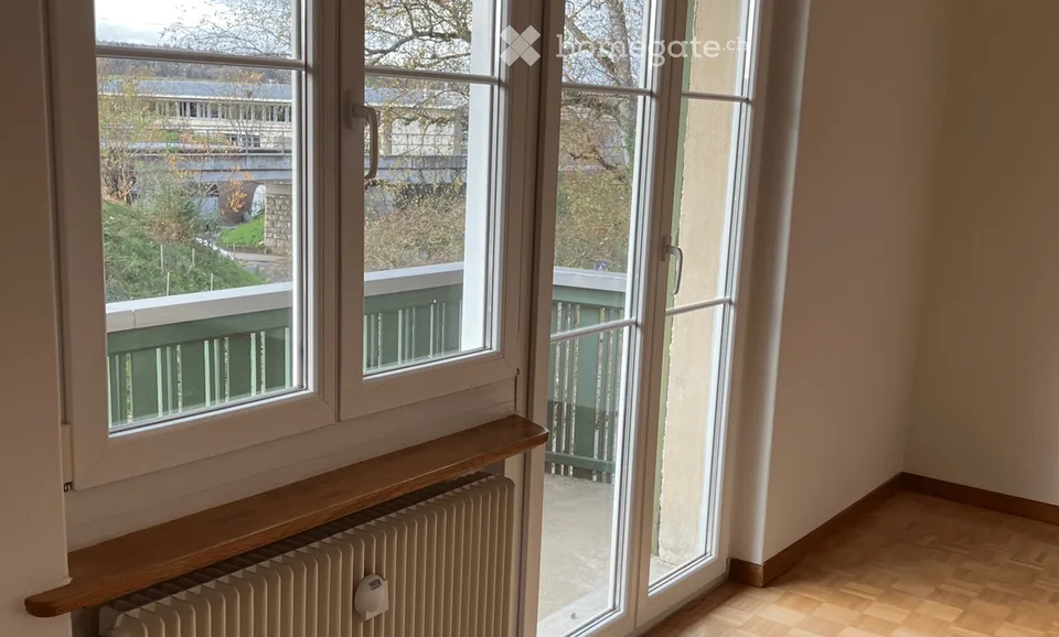 Affascinante appartamento di 5,5 locali in un edificio storico con balcone a Diessenhofen