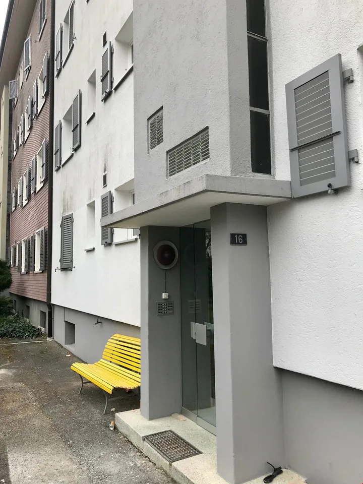 Weyernweg 16 Nidau: neu sanierte 3.5-ZWG mit Balkon