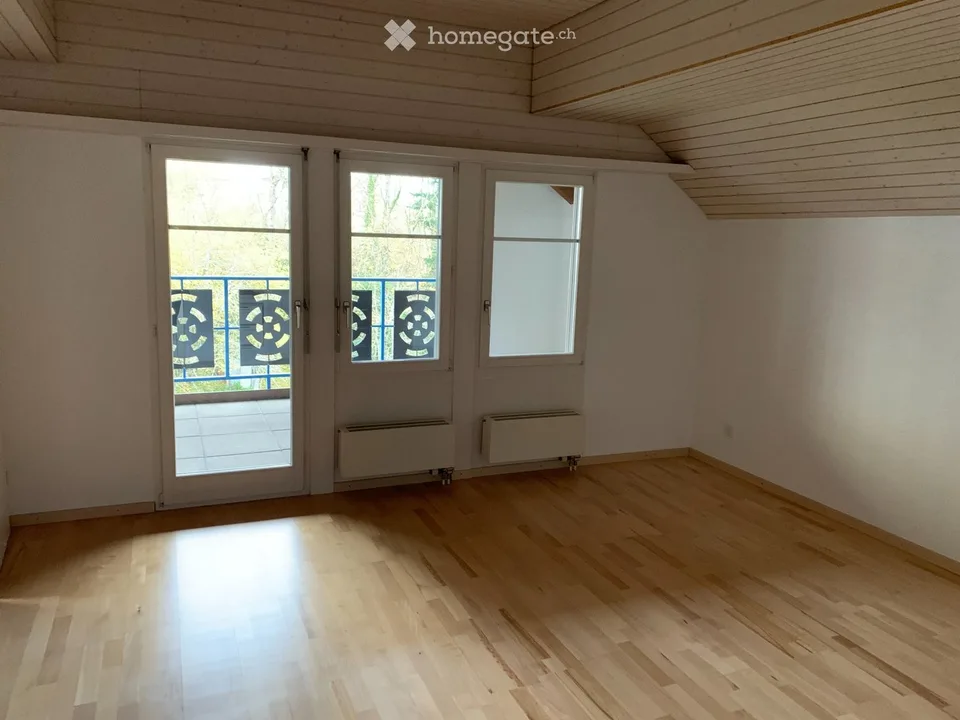 3.5 room apartment 4th floor in Walzenhausen with 2 balconies