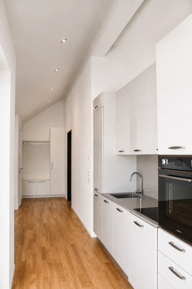 Modern 2.5-room attic apartment with a far-reaching view