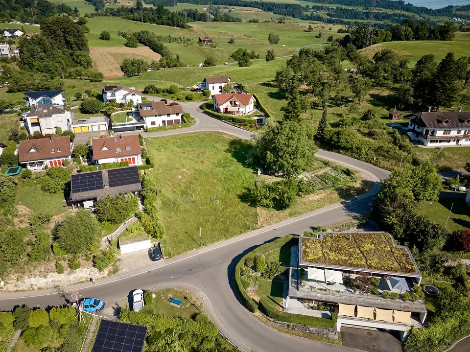Attraktive Baulandparzelle mit Berg- und Seesicht – Foto 5 von 7
