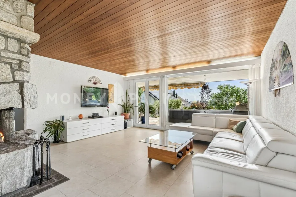 Réservé : Attractive maison unifamiliale 6.5 pièces dans un emplacement familial – photo 6 sur 16