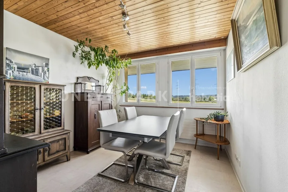 Réservé : Attractive maison unifamiliale 6.5 pièces dans un emplacement familial – photo 7 sur 16