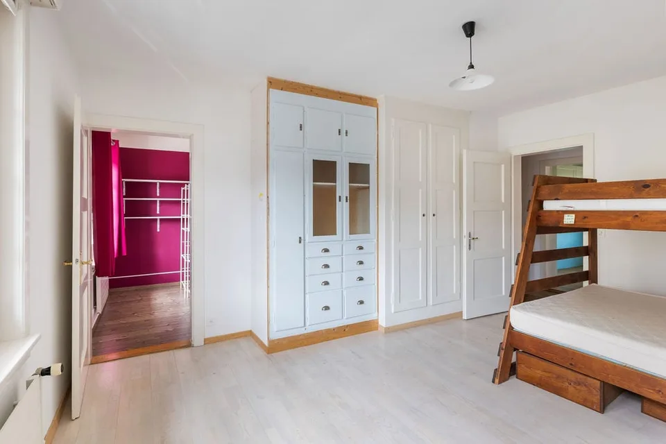 Charming gem for sale – photo 10 of 16