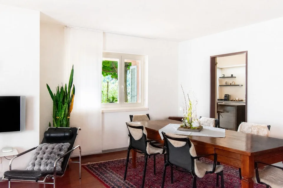 Villa exclusive avec garages spacieux et potentiel d'agrandissement – photo 5 sur 13