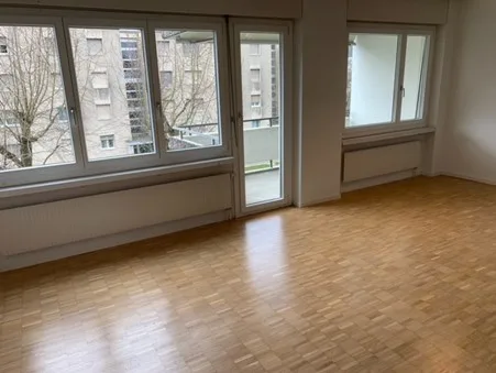Helle 3.5 Zimmer Wohnung im 3. Stock