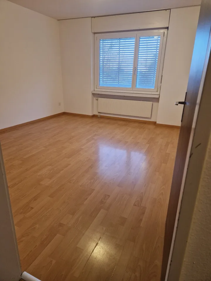 Helle 3.5 Zimmer Wohnung im 3. Stock