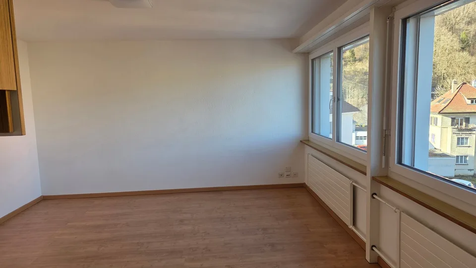 Apartment located next to the CFF train station