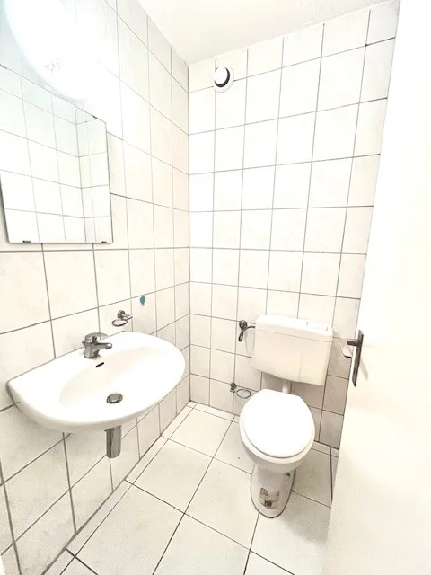 Charmante 3.5 Zimmer Wohnung im Grünen – Foto 7 von 8