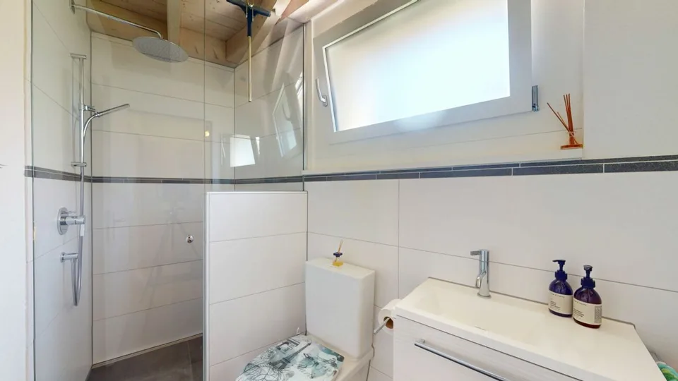 Casa a schiera con oasi di giardino - Casa a Zollikofen – foto 7 di 27
