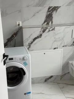 Grand appartement 2 1/2 pièces 1er étage à droite à louer à Oberburg