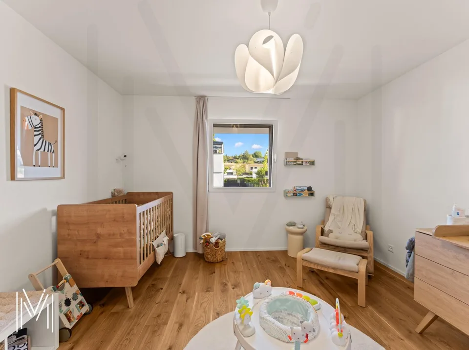 Prächtige 5.5-Zimmer-Dachwohnung mit Ausblick und exklusiver Lage, nur wenige Minuten vom Stadtzentrum entfernt! – Foto 9 von 26