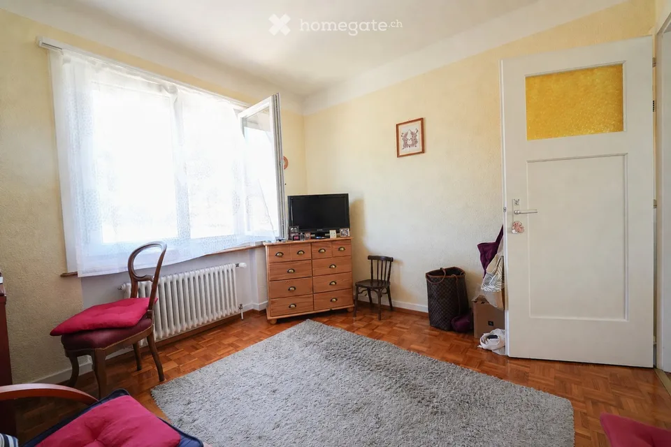 Villa familiale de 6 pièces à Orbe – Charme de l'ancien et confort moderne – photo 4 sur 8