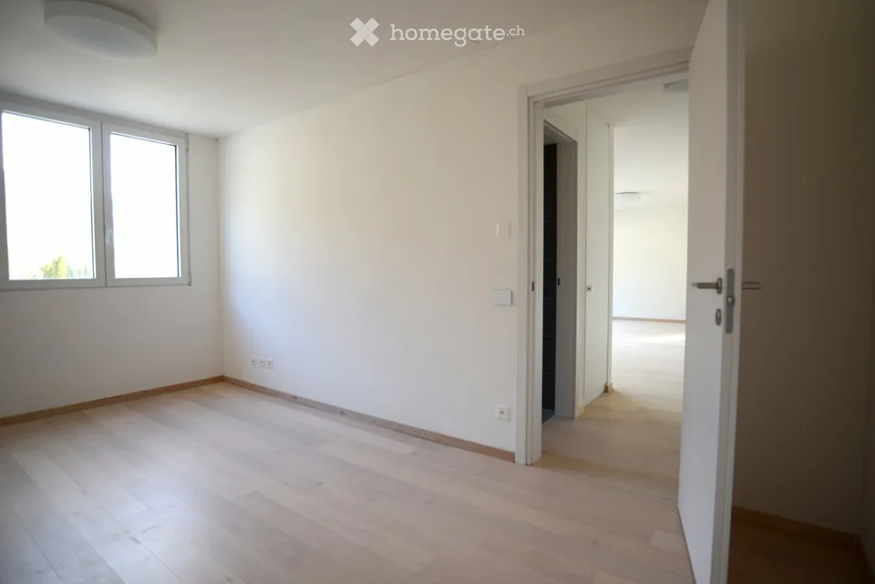 Appartement de 2,5 pièces lumineux à Lumino – disponible à partir d'octobre 2026