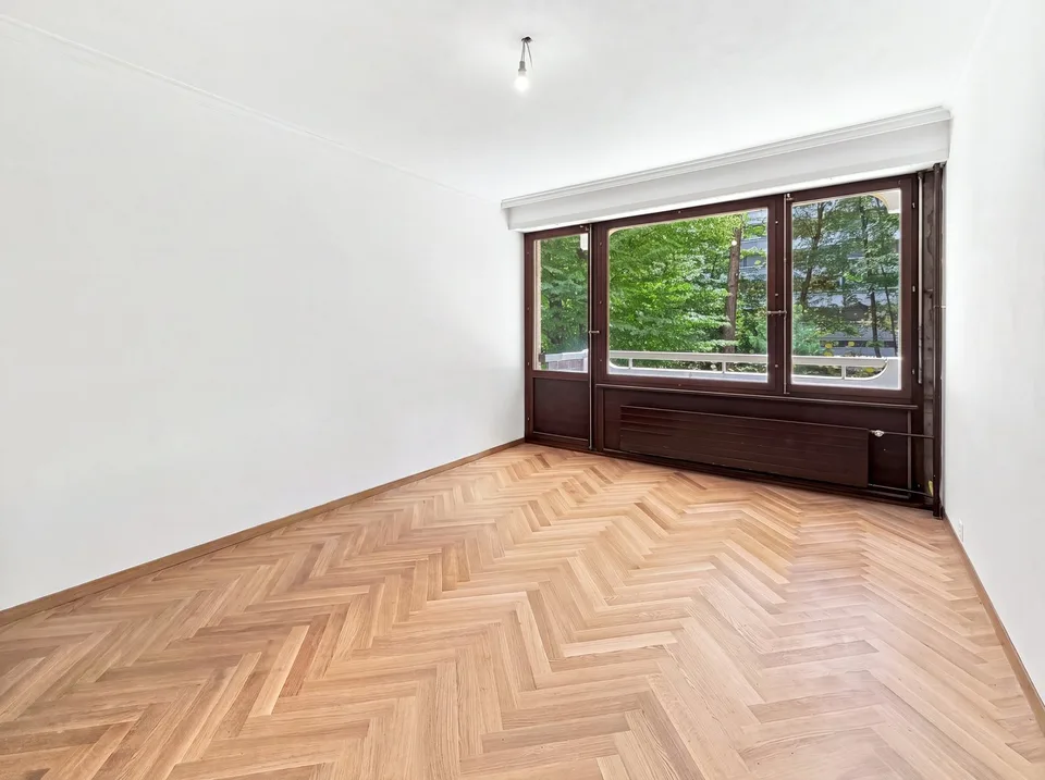 Appartement rénové avec balcon – Route de Florissant, Genève – photo 9 sur 13