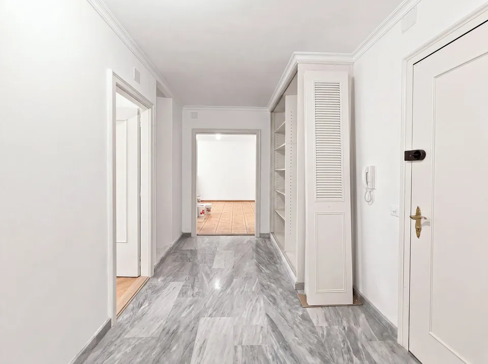 Appartement rénové avec balcon – Route de Florissant, Genève – photo 7 sur 13