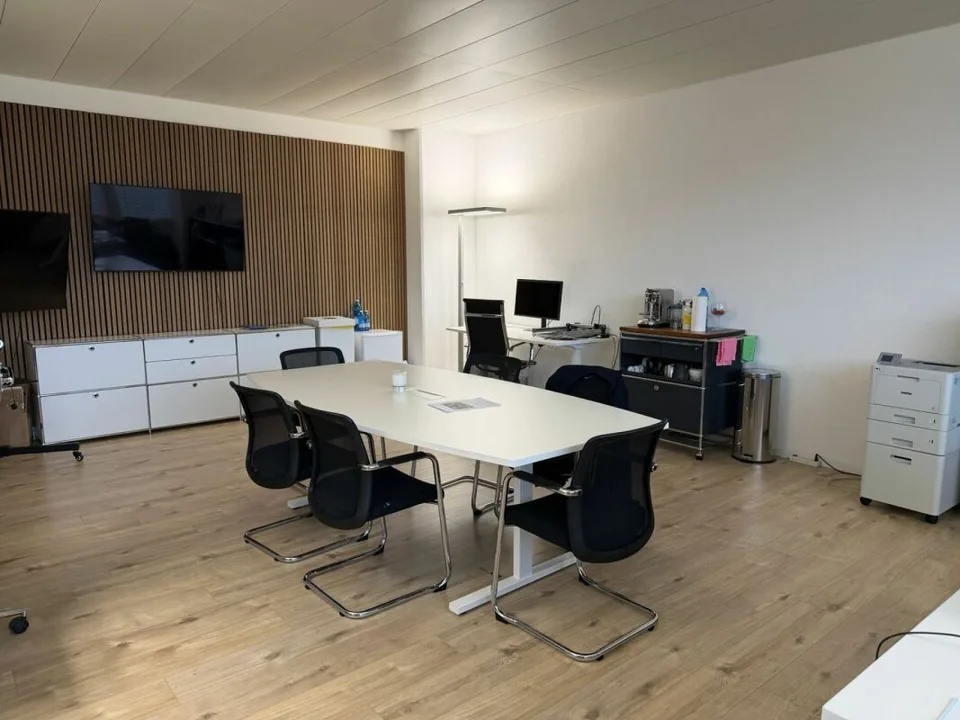 Ufficio moderno & completamente attrezzato – foto 5 di 8