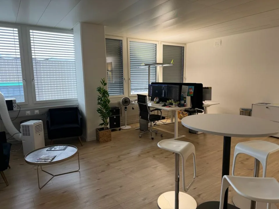Ufficio moderno & completamente attrezzato – foto 8 di 8