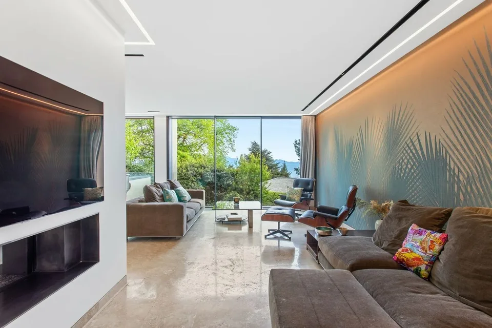 Eine der berühmtesten Adressen! Luxuriöses Anwesen im contemporary-Stil – Foto 3 von 26