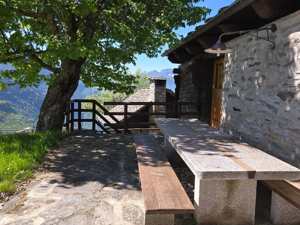 schönes Berghaus mit grossem Land und herrlichem Panoramablick – foto 29 di 30