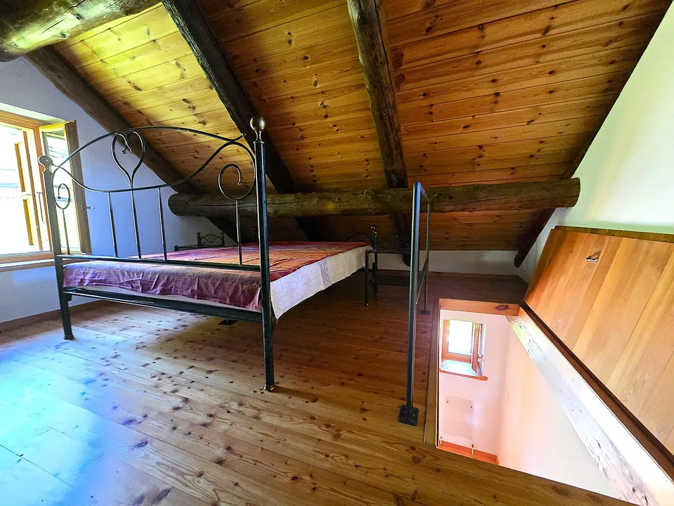 schönes Berghaus mit grossem Land und herrlichem Panoramablick – foto 24 di 30