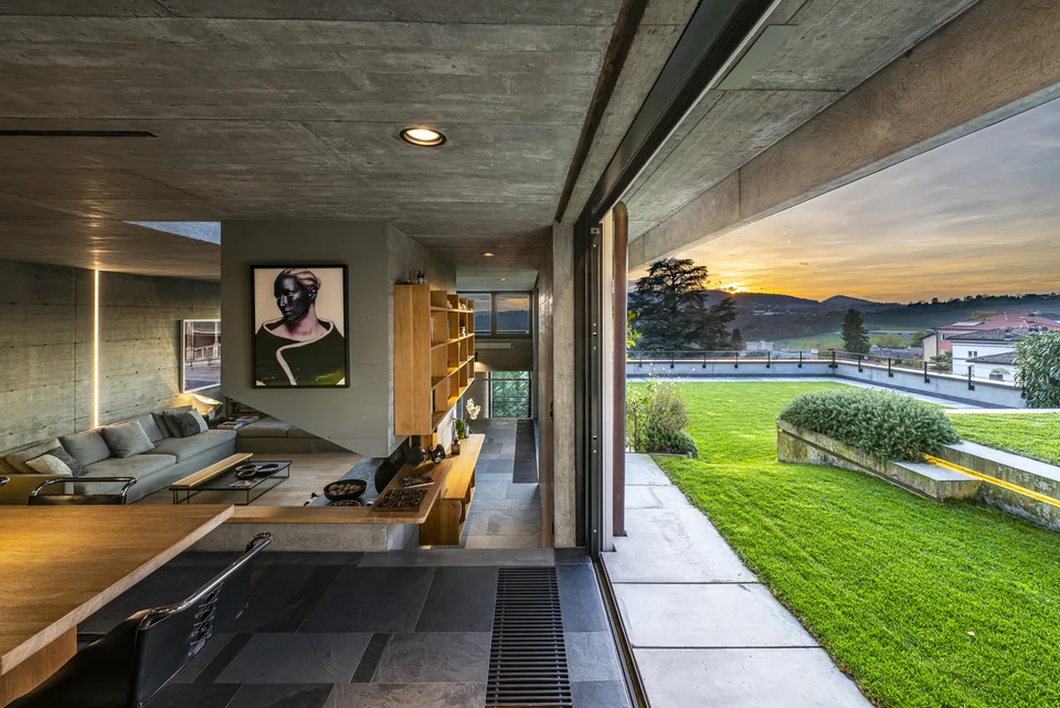 Casa Dolinski | Un capolavoro di luce e design – Foto 8 von 12