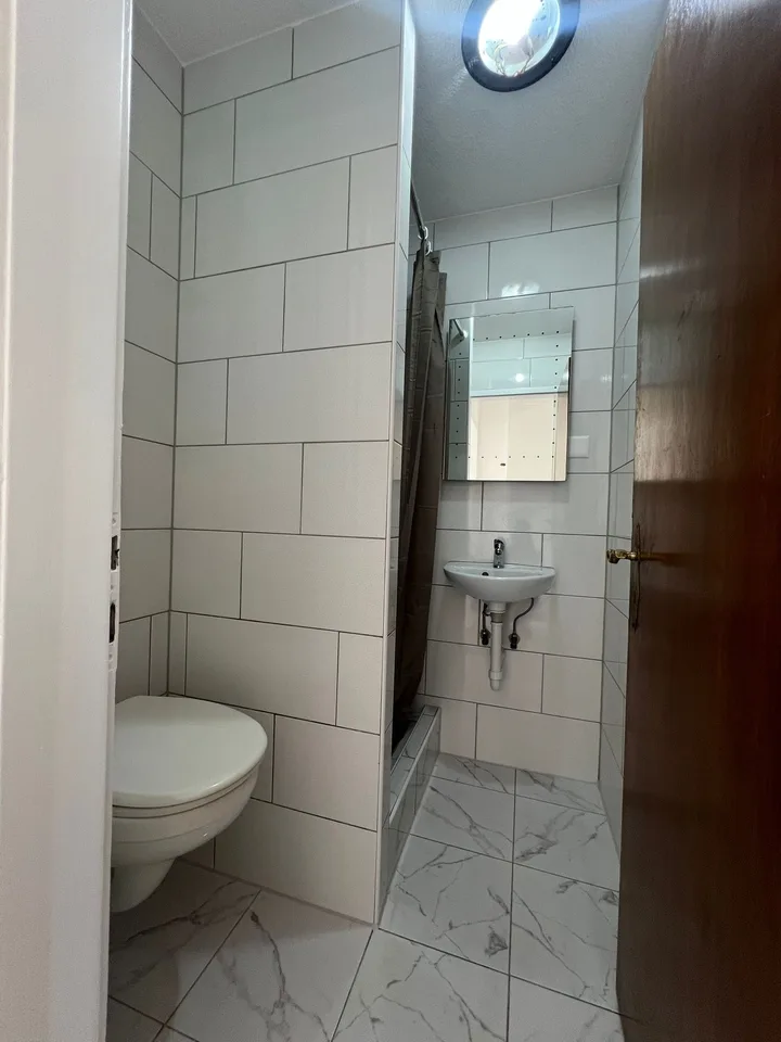 Appartement charmant de 1,5 pièces avec balcon à Dietlikon