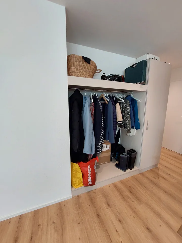 Appartement charmant avec beaucoup d'espaces verts, moderne et familial