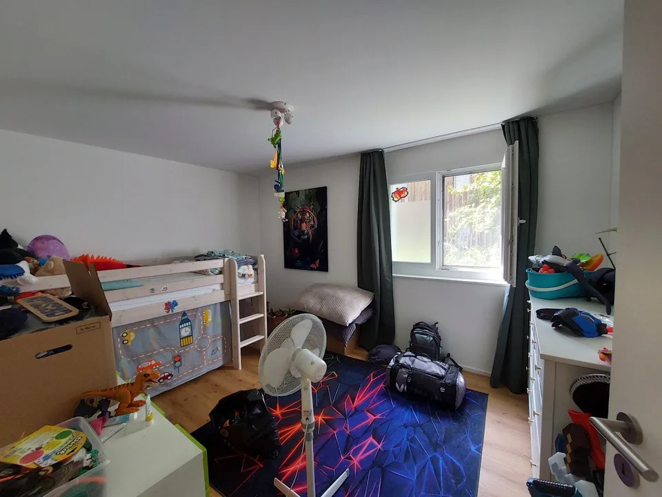 Appartement charmant avec beaucoup d'espaces verts, moderne et familial
