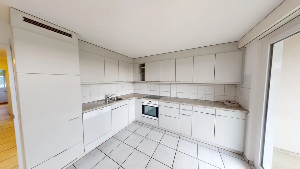 Noleggiamo un appartamento di 4,5 locali luminoso – foto 4 di 10