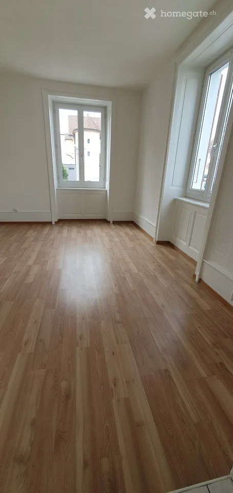 3 1/2-pièces, 1.er étage a gauche avec balcon
