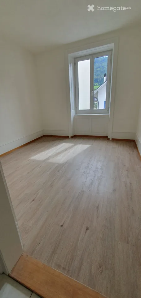 3 1/2-pièces, 1.er étage a gauche avec balcon